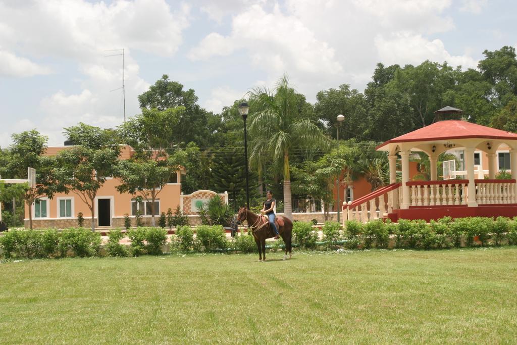Hotel Los Cedros Uayamón Exterior foto