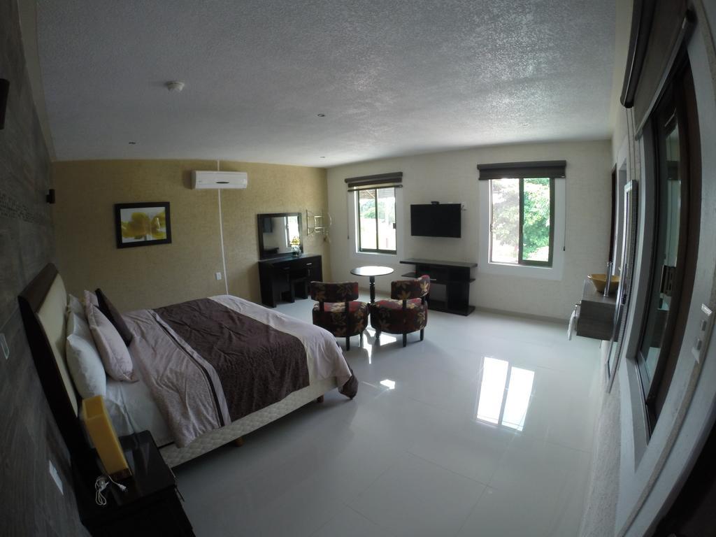 Hotel Los Cedros Uayamón Habitación foto