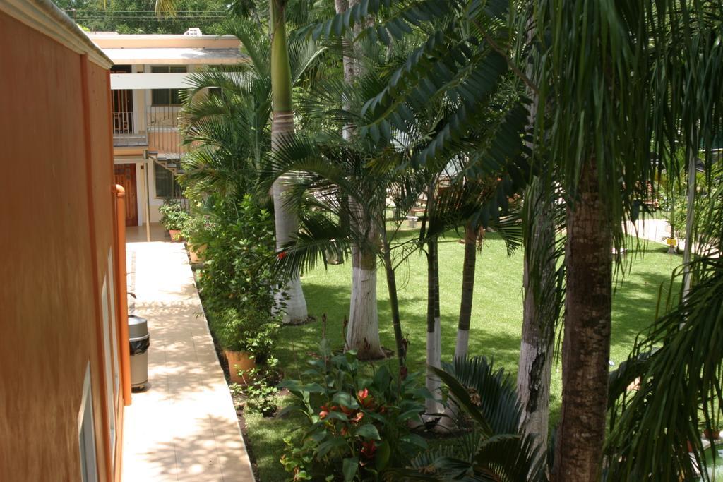 Hotel Los Cedros Uayamón Exterior foto
